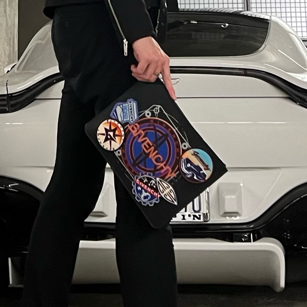 GIVENCHY | large patches pouch